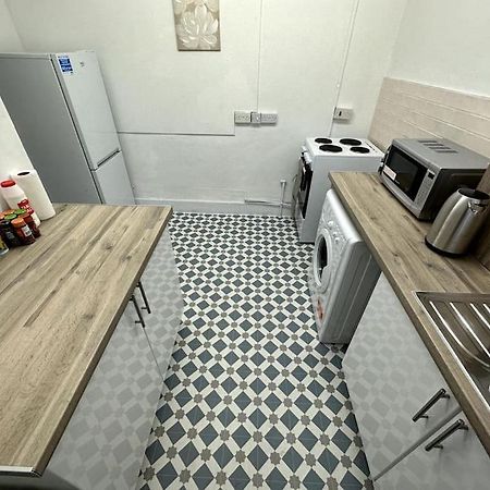 Spectacular 2 Bedroom On Tower Bridge Londen Buitenkant foto